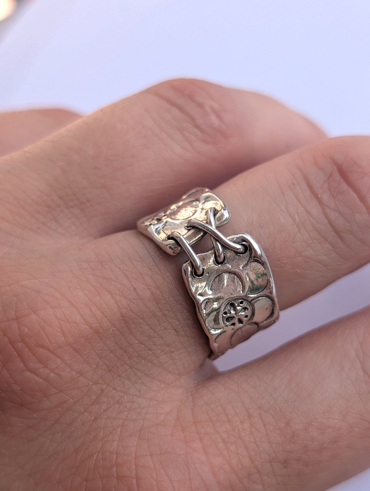 lace I ring