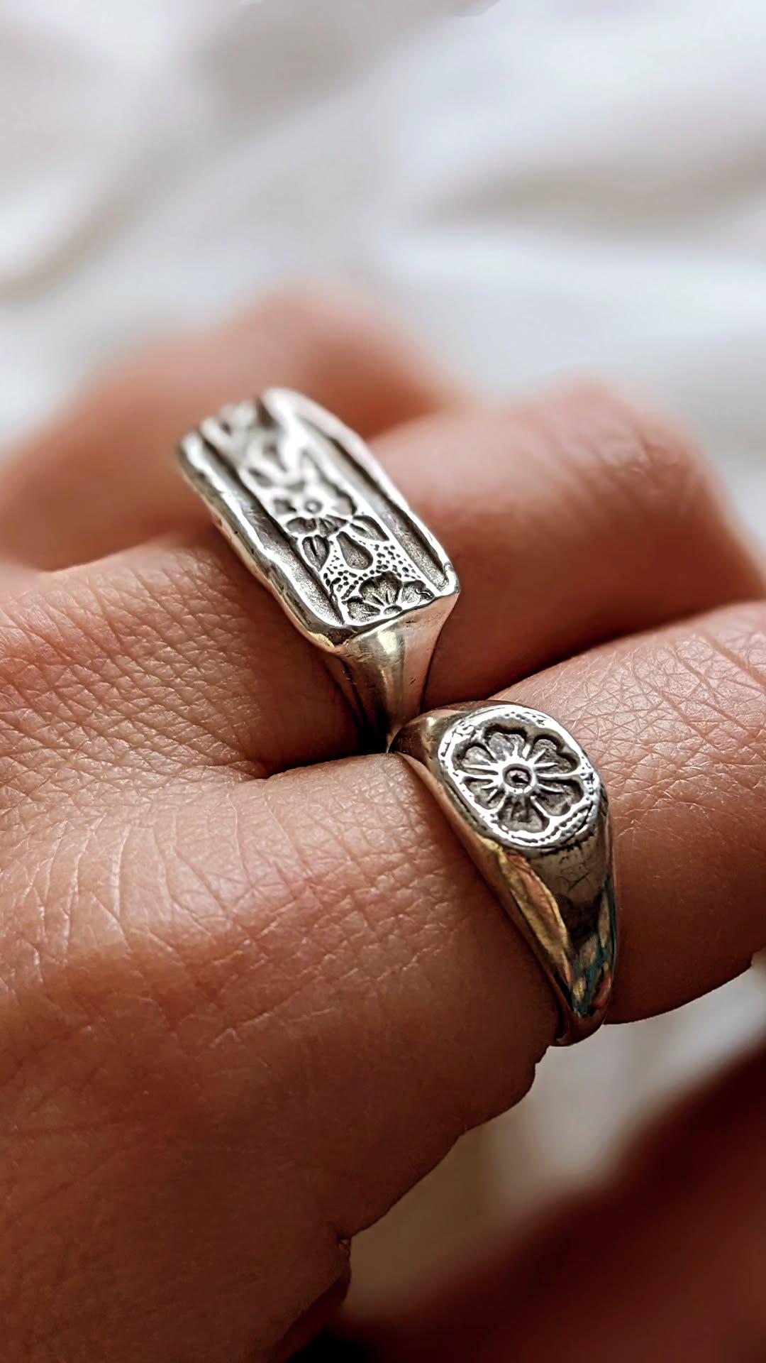 the little floral ring