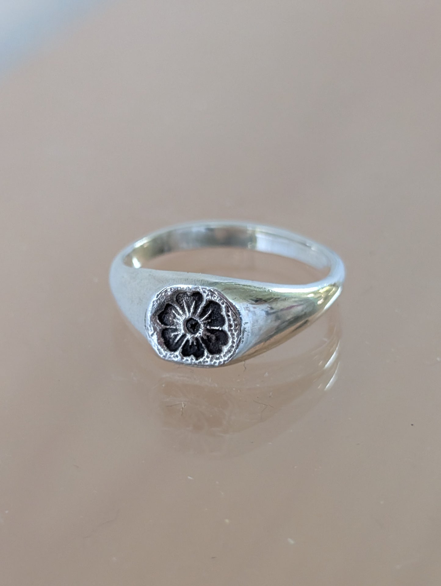 the little floral ring