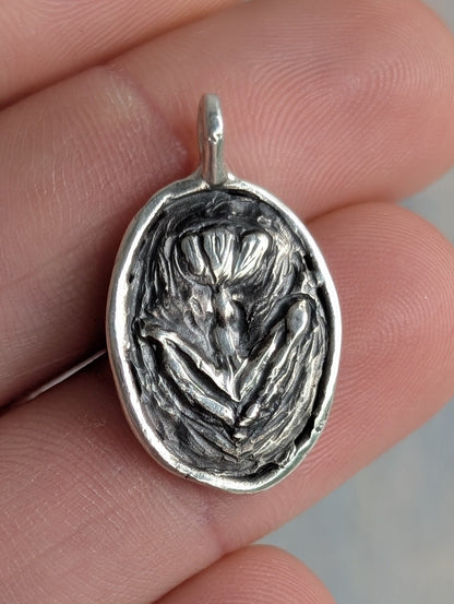 the tulip pendant