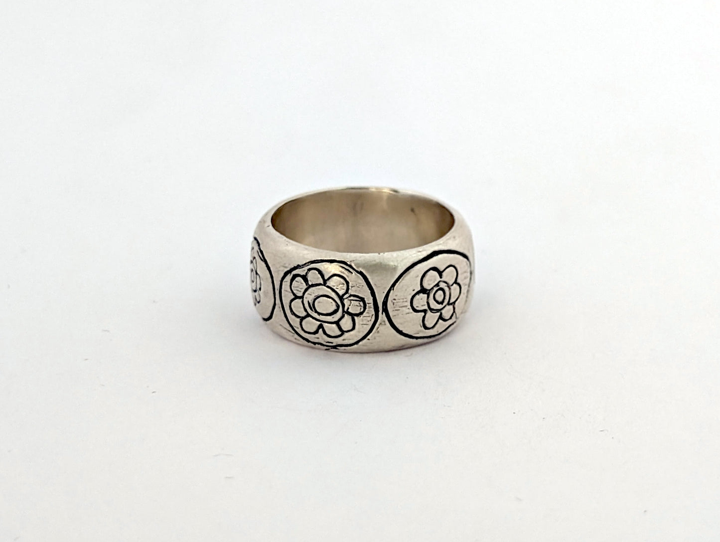 chunky funky flower ring I