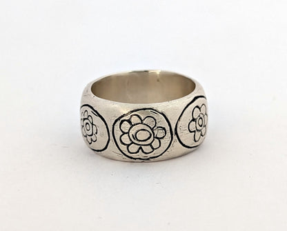 chunky funky flower ring I