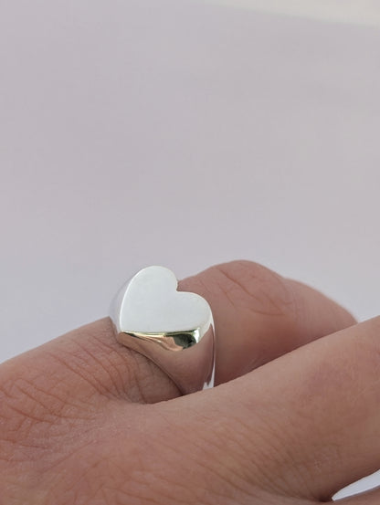 heart signet
