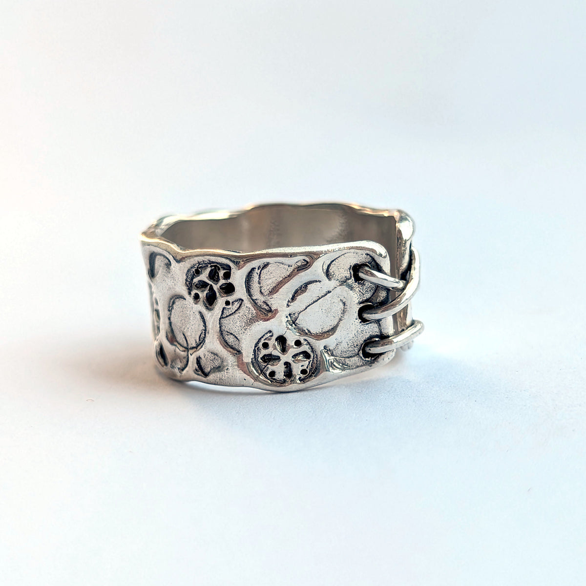 lace I ring