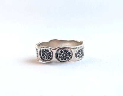 stamp of spring danity ring