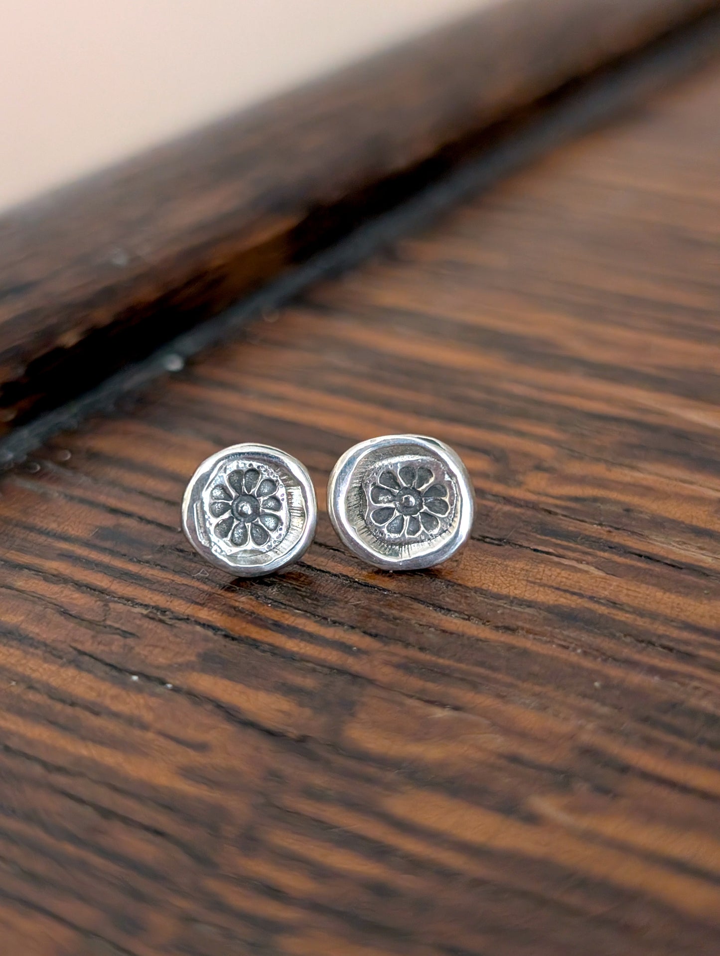 stamp of spring studs