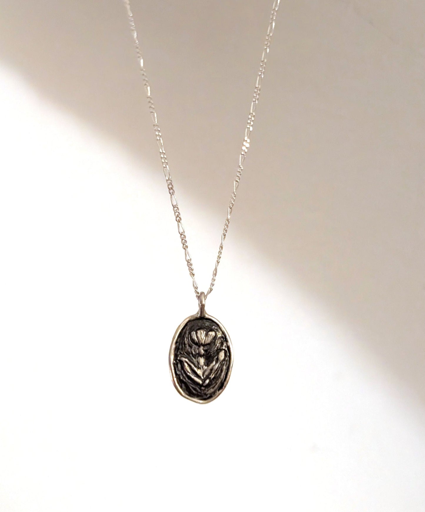 the tulip pendant